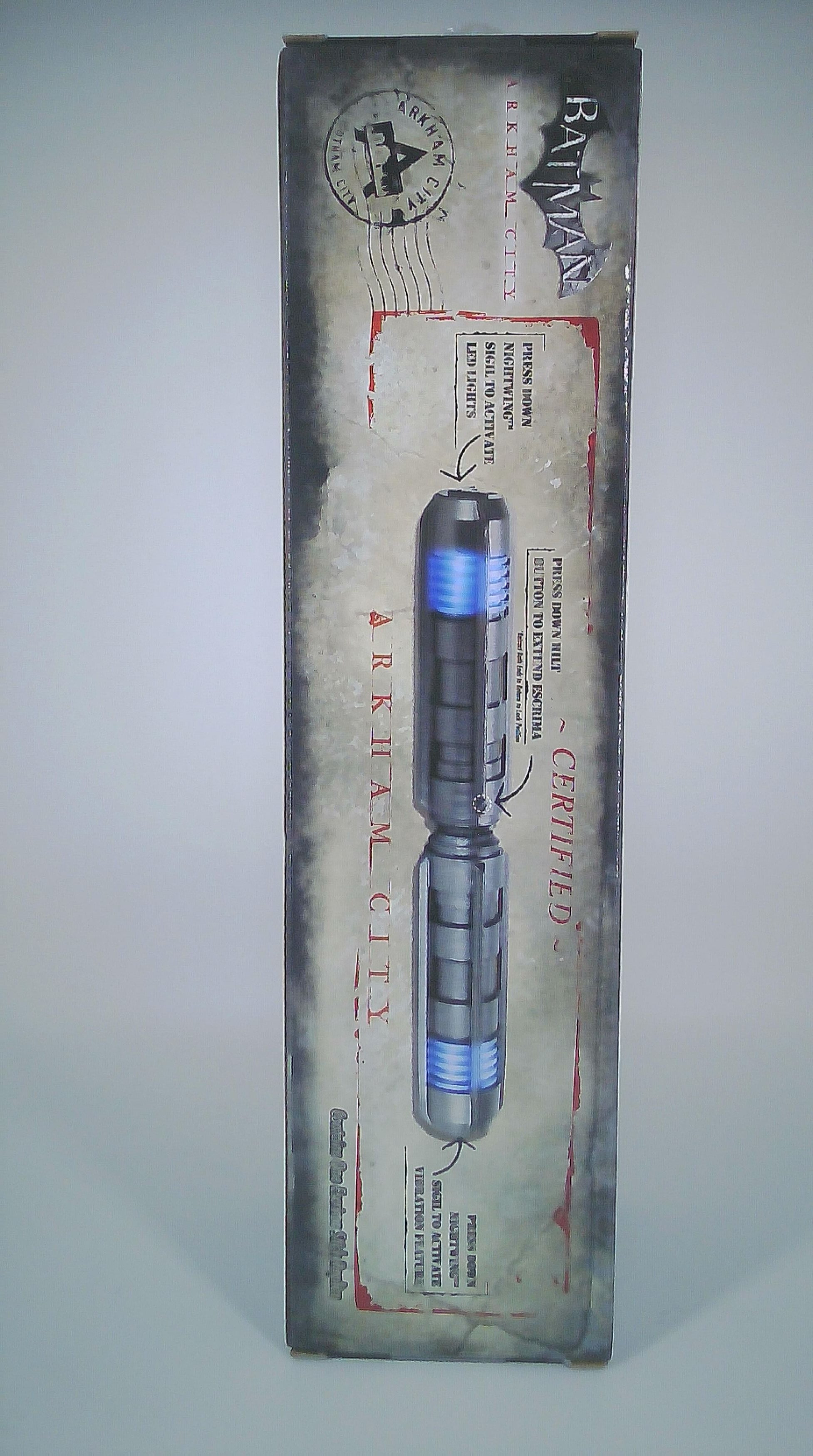 Nightwing "Escrima stick" light up replica Neca 2021
