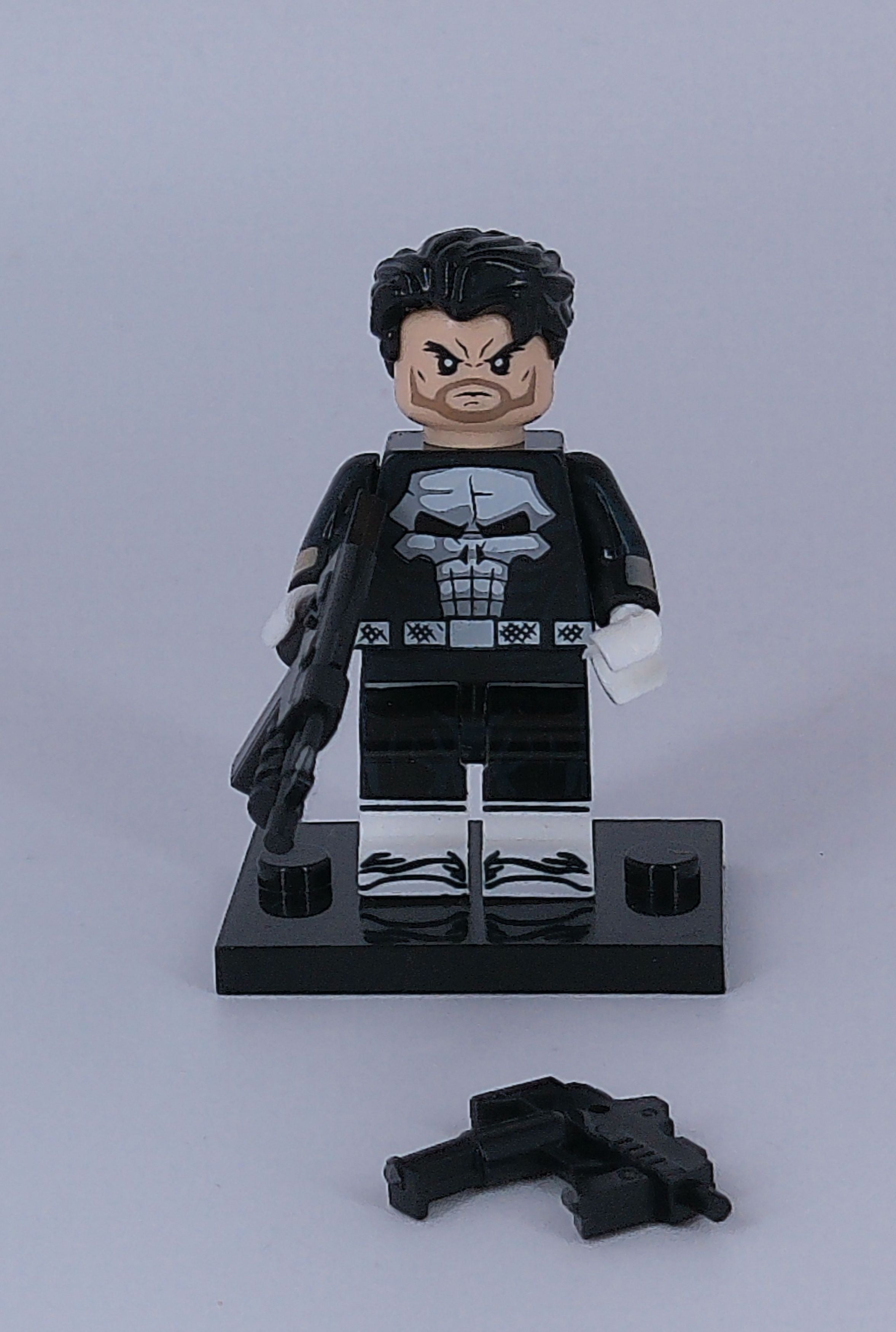 Custom Punisher 2 inch figure (Brick building) Marvel