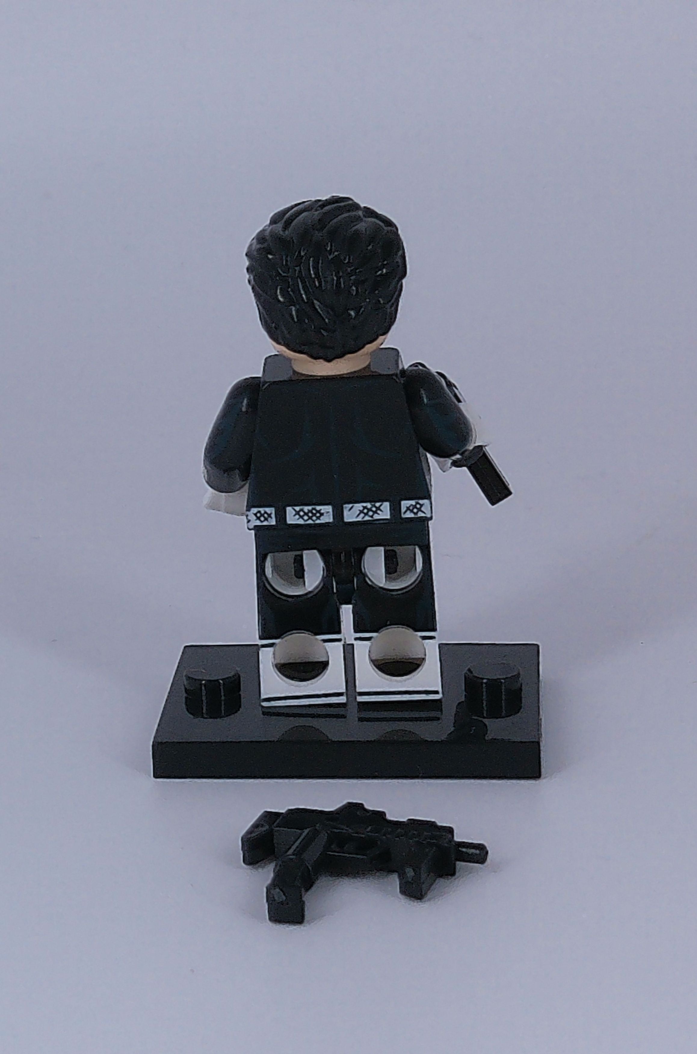 Custom Punisher 2 inch figure (Brick building) Marvel