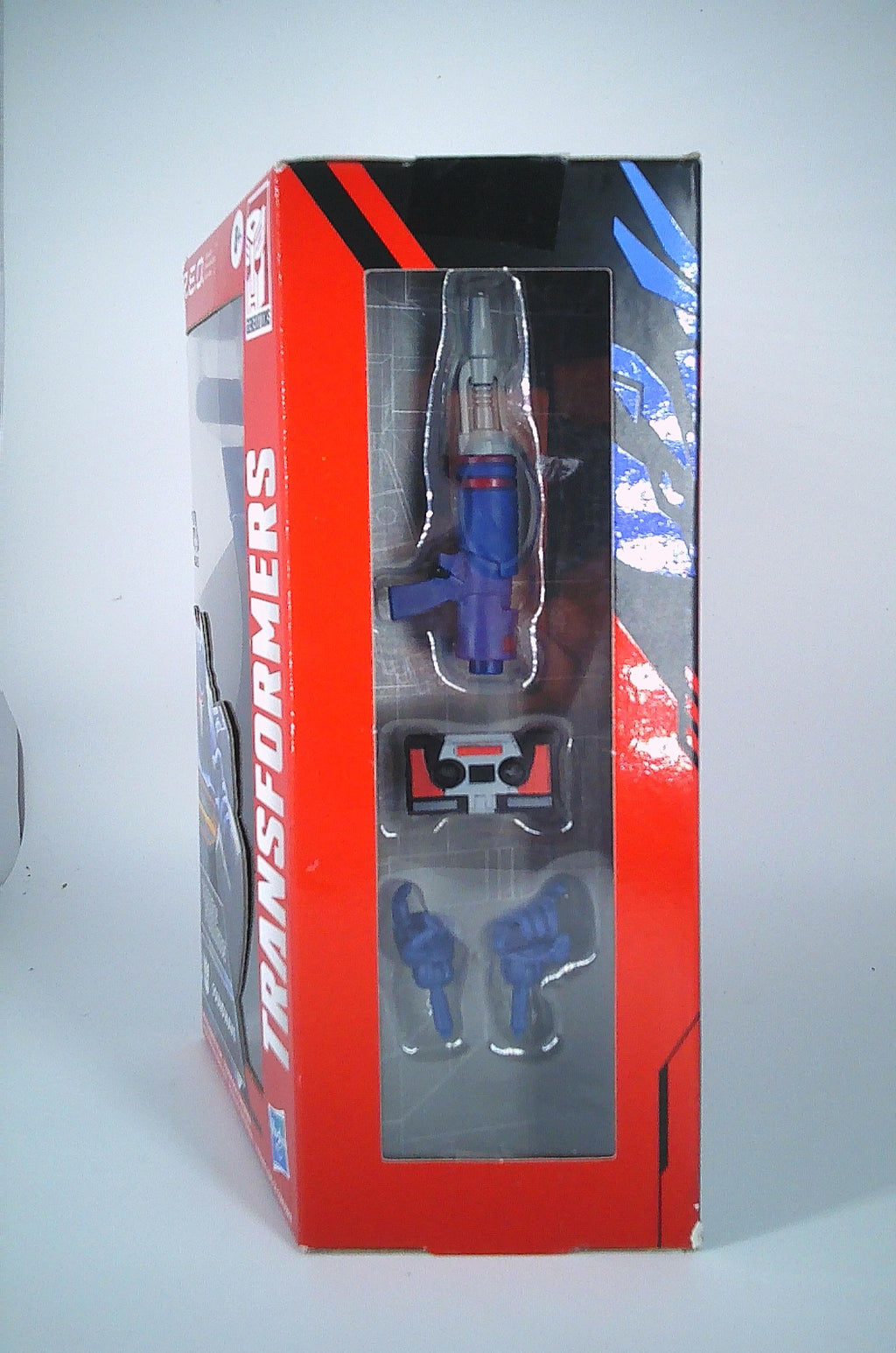 SoundWave "R.E.D." 6" figure Hasbro