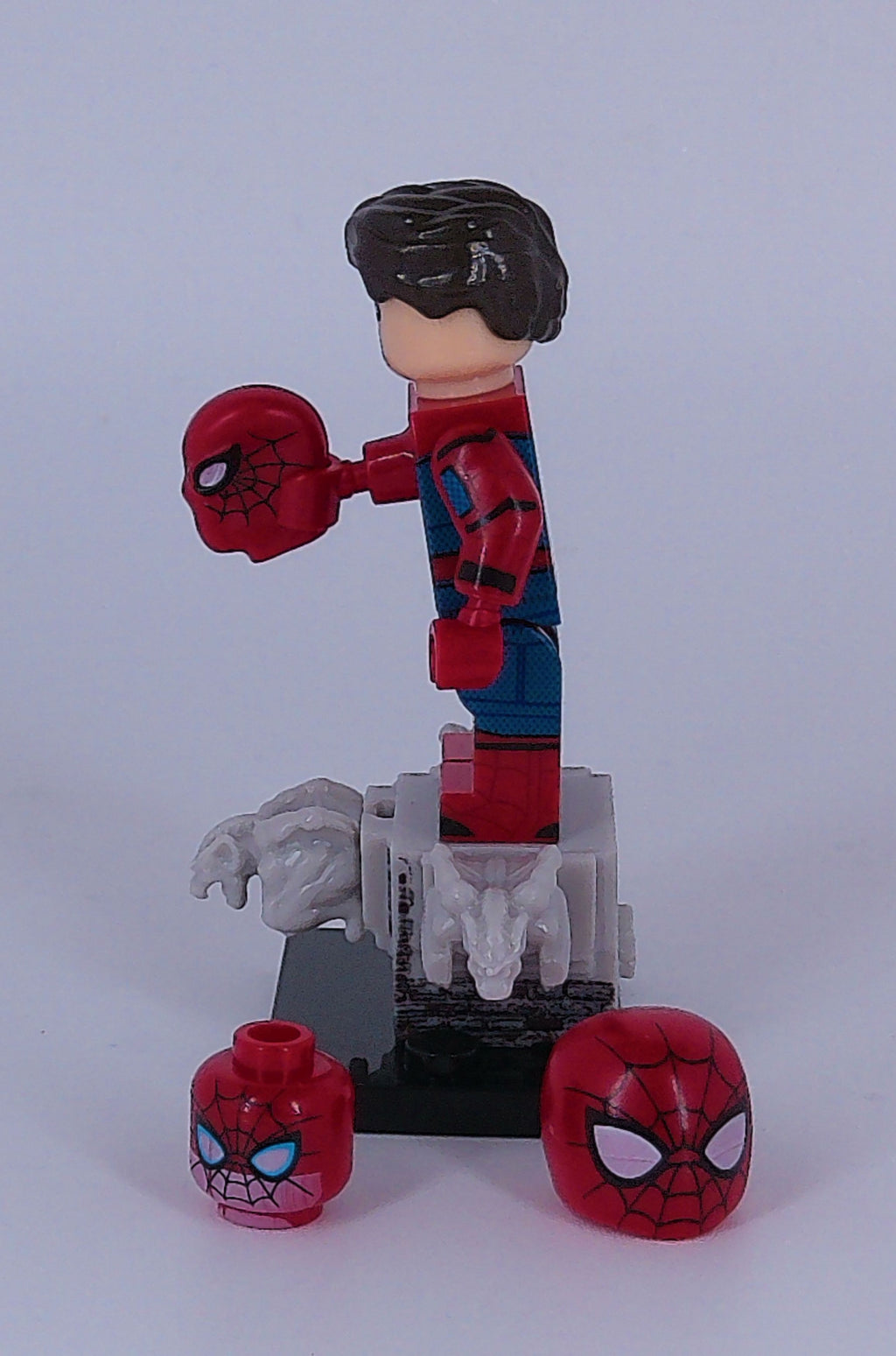 Custom Spider-Man "Classic" 2 inch mini figure (Brick building) Marvel