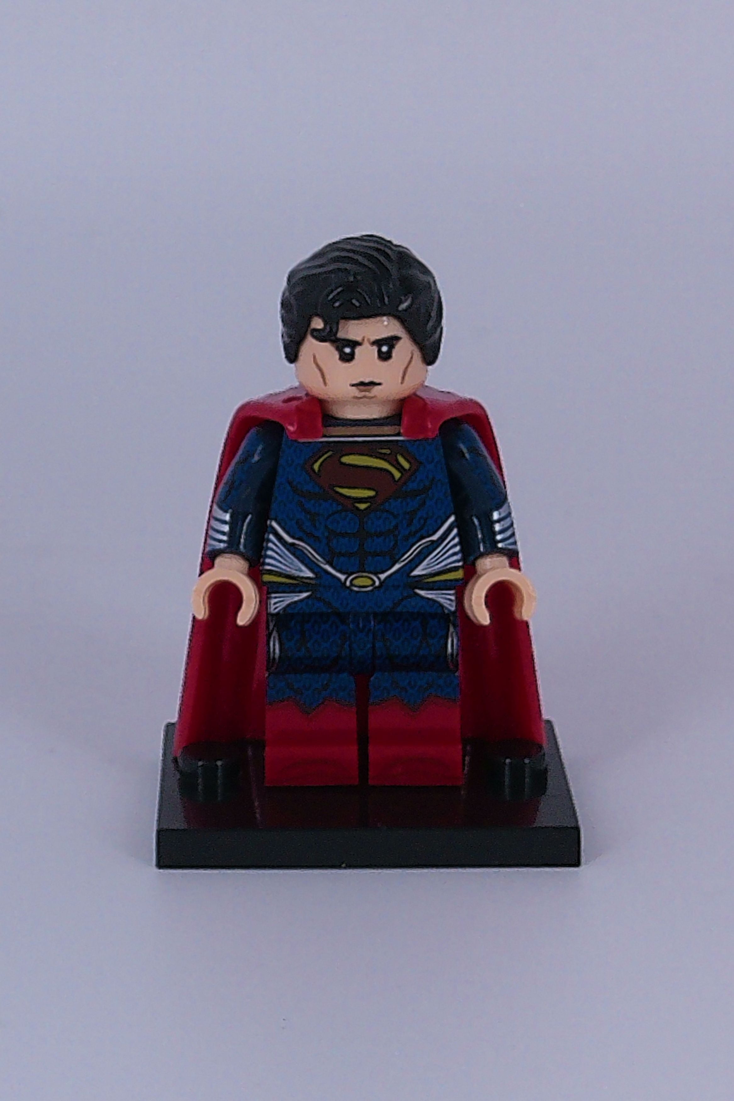 Custom Superman "BVS" 2 inch mini figure (Brick building) DC Comics