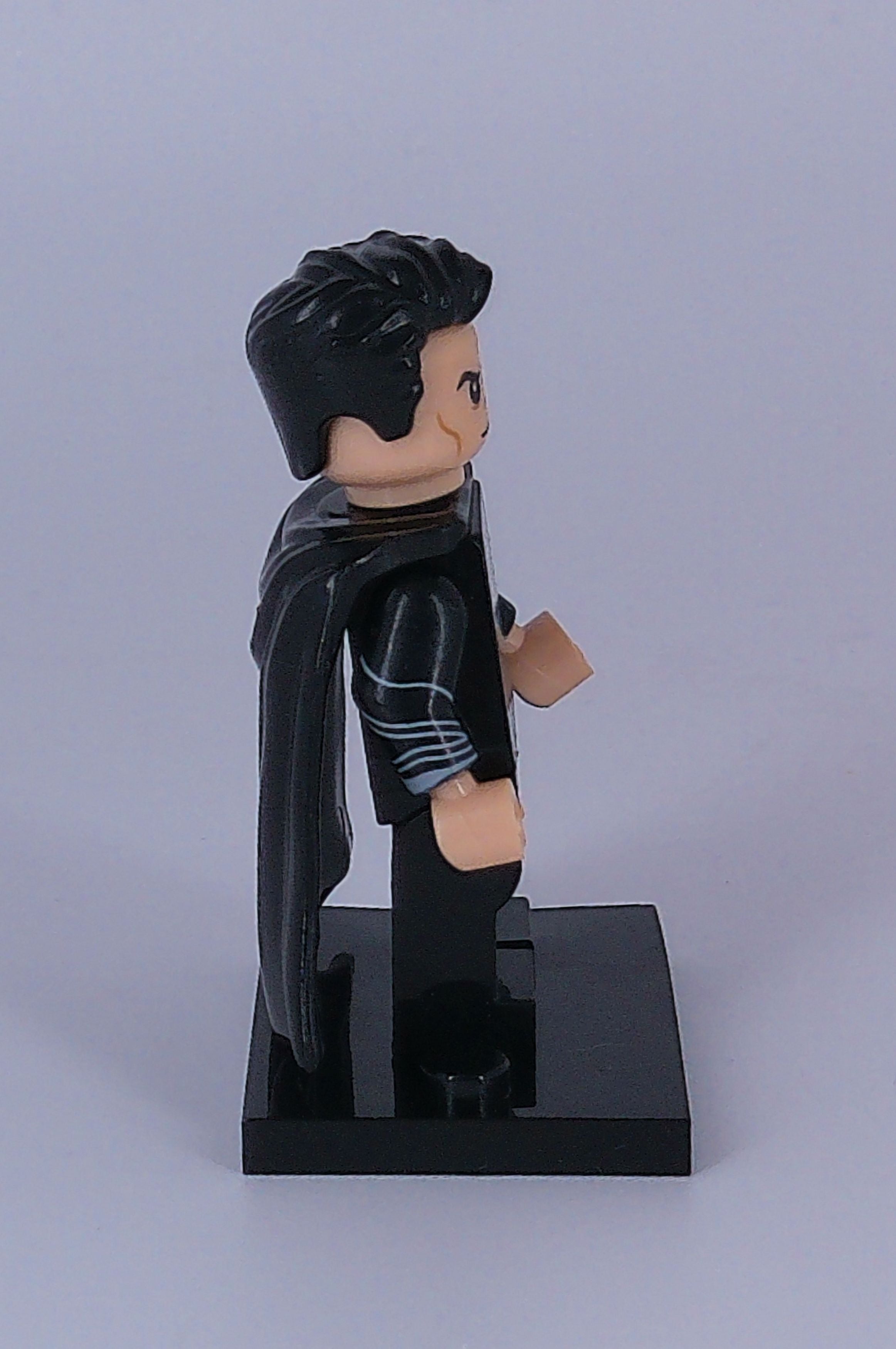 Custom Superman "Black suit" 2 inch mini figure (Brick building) Dc Comics