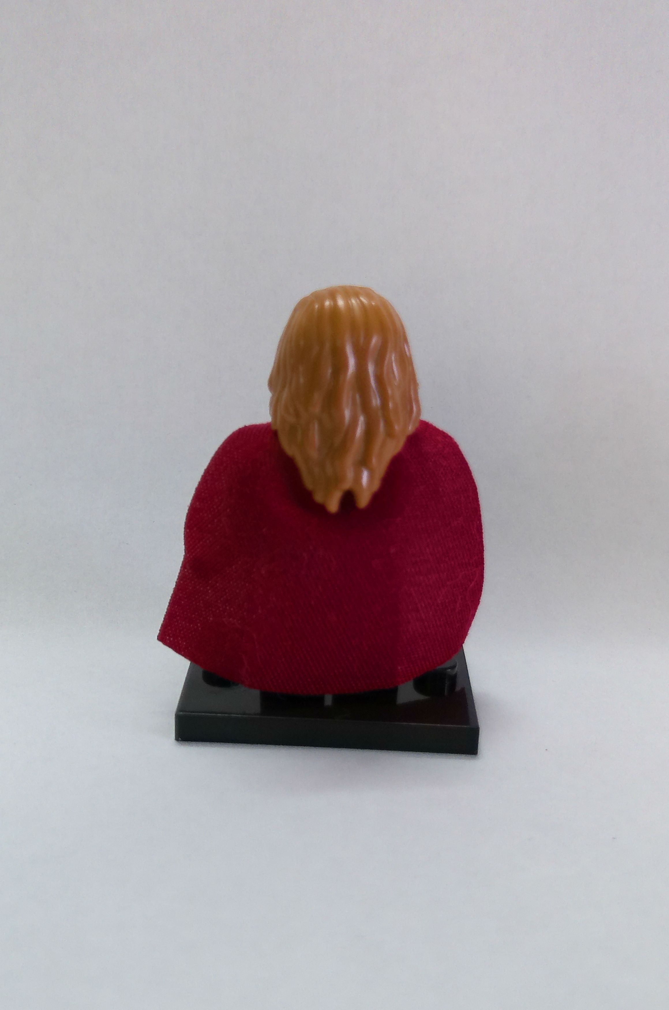 Custom Thor with Hammer mini figure (brick building)