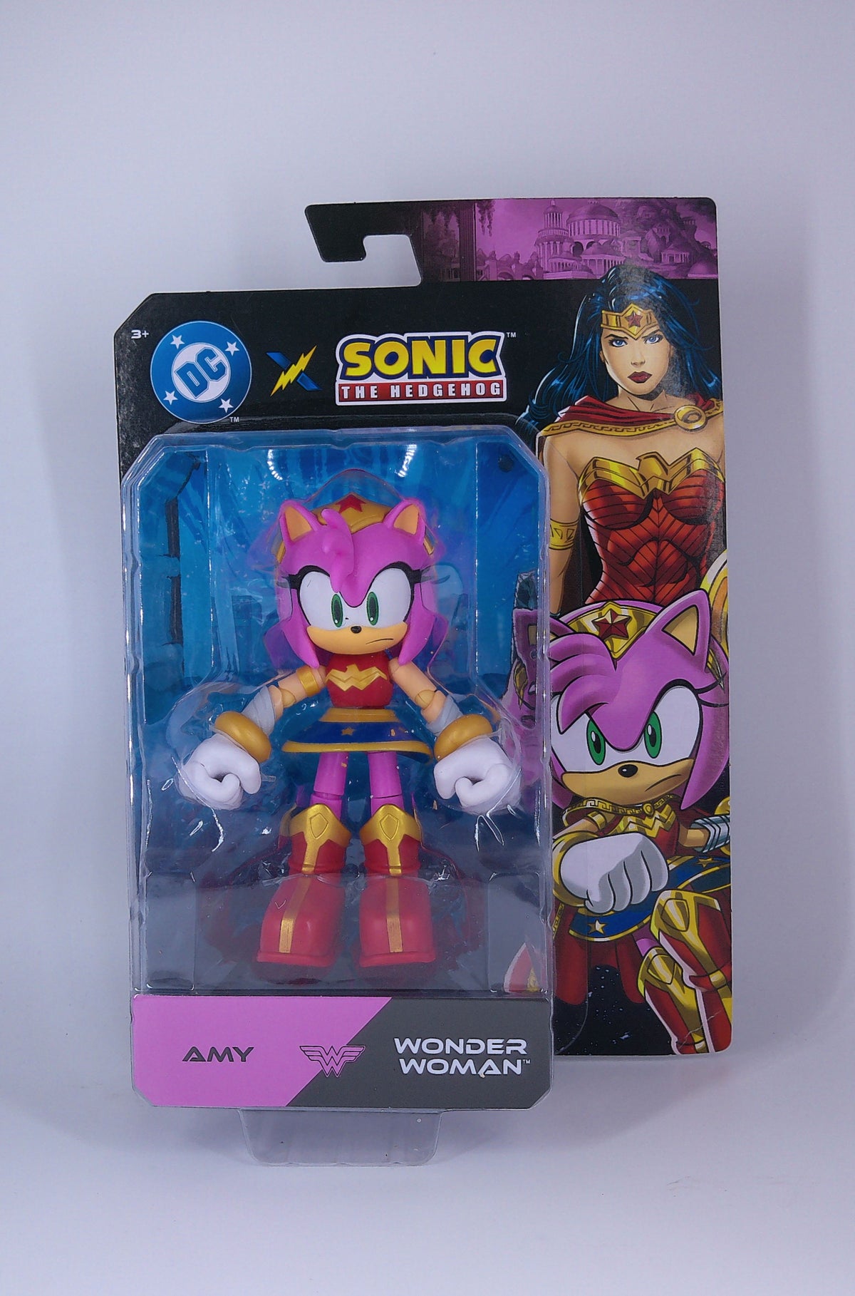 Wonder-Woman/Amy DC comics "Sonic the Hedgehog" mash-up 5 inch figure Jakks 2025